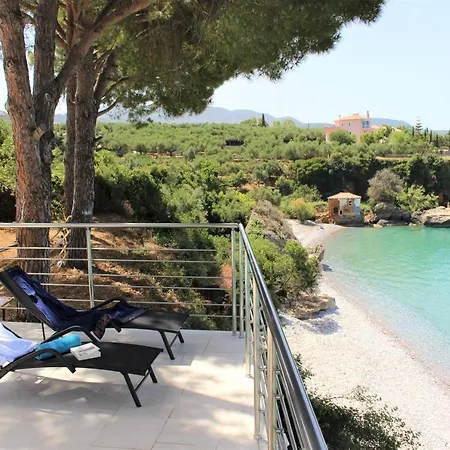 펜션 Naftilos Blue View Retreat