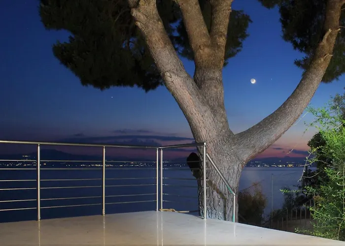 Casa de Férias Naftilos Blue View Retreat