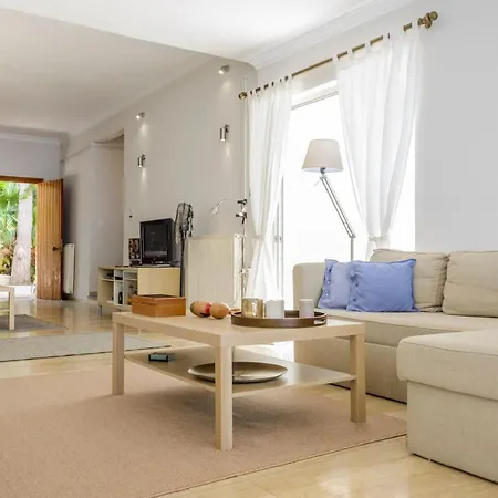 Naftilos Blue View Retreat *