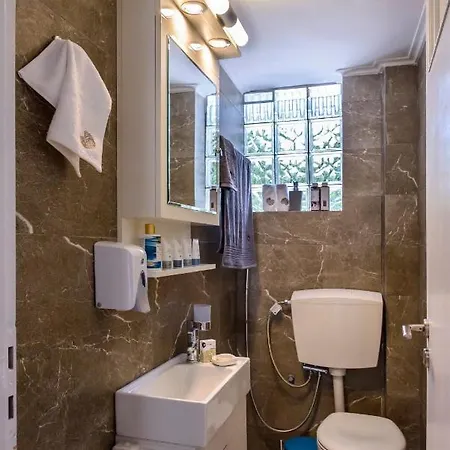 Naftilos Blue View Retreat Holiday home *