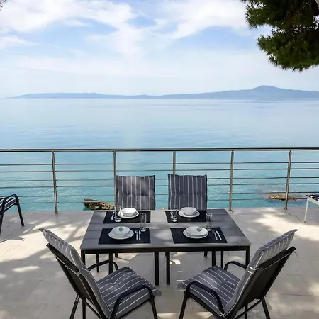 Feriehus Naftilos Blue View Retreat Avía