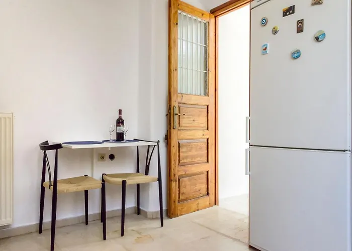 Naftilos Blue View Retreat *