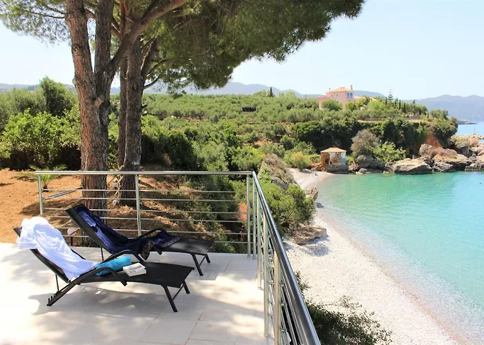 بيت للعطل Naftilos Blue View Retreat