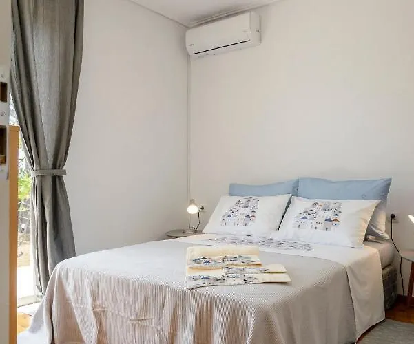 Naftilos Blue View Retreat Αβία