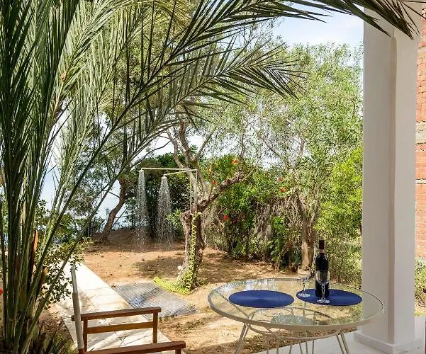 別荘 Naftilos Blue View Retreat Avía